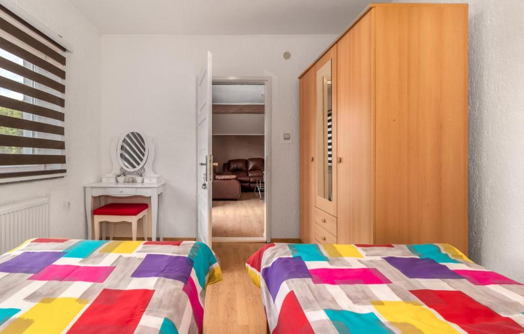 Apartments Sweet Home Otočac Eksteriør bilde